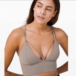 Lululemon pushing limits yoga bra Size 2